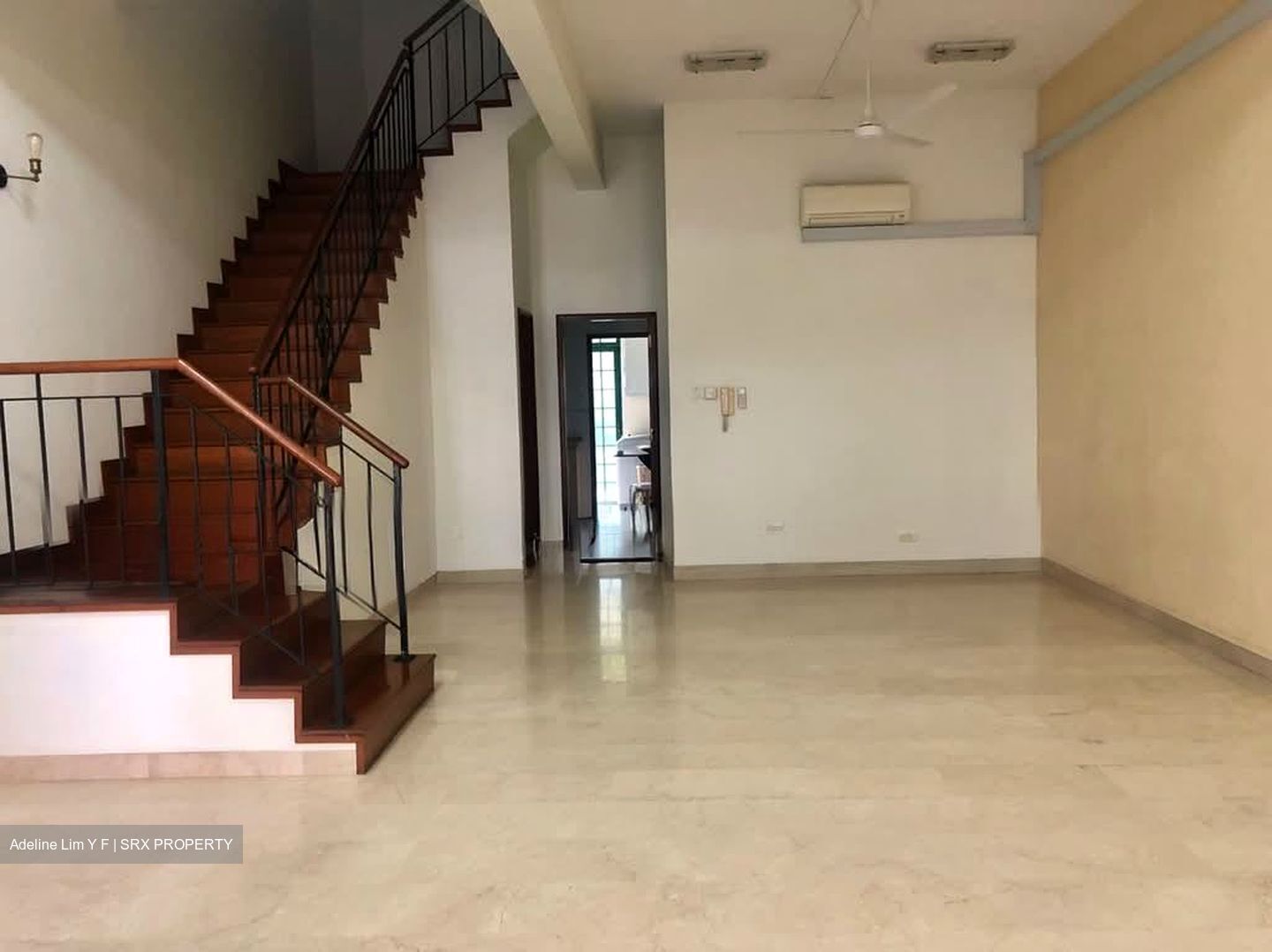 Lakeside Grove (D22), Terrace #557325081